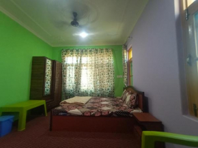 SEA shell pan guest house Danpora brain Srinagar